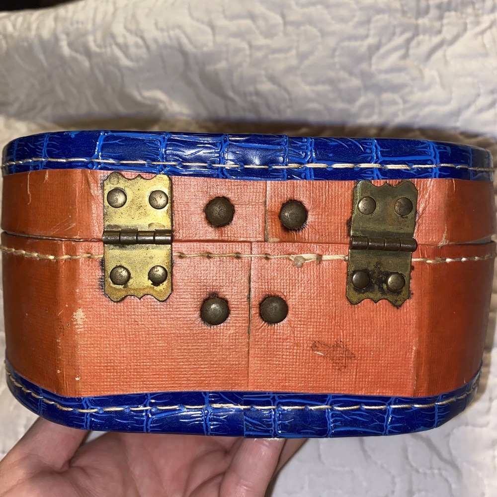 Vintage Disney Mickey Mouse Donald Duck Pluto Plane Suitcase Travel Bag Rare 50s - Picture 5 of 9
